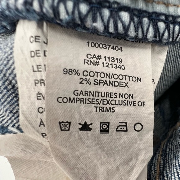 Garage Retro High Waisted Distressed Cuffed Hem Jean Shorts Size 1 Women’s - Picture 8 of 8